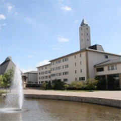 作陽短期大学