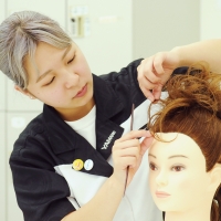 山野美容専門学校